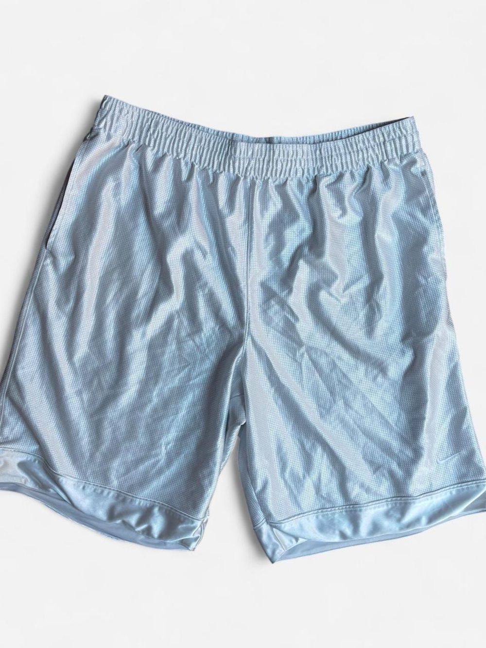 Nike Silver Basketball Gym Athletic shorts with Drawstring, Satin Trim Sz XL